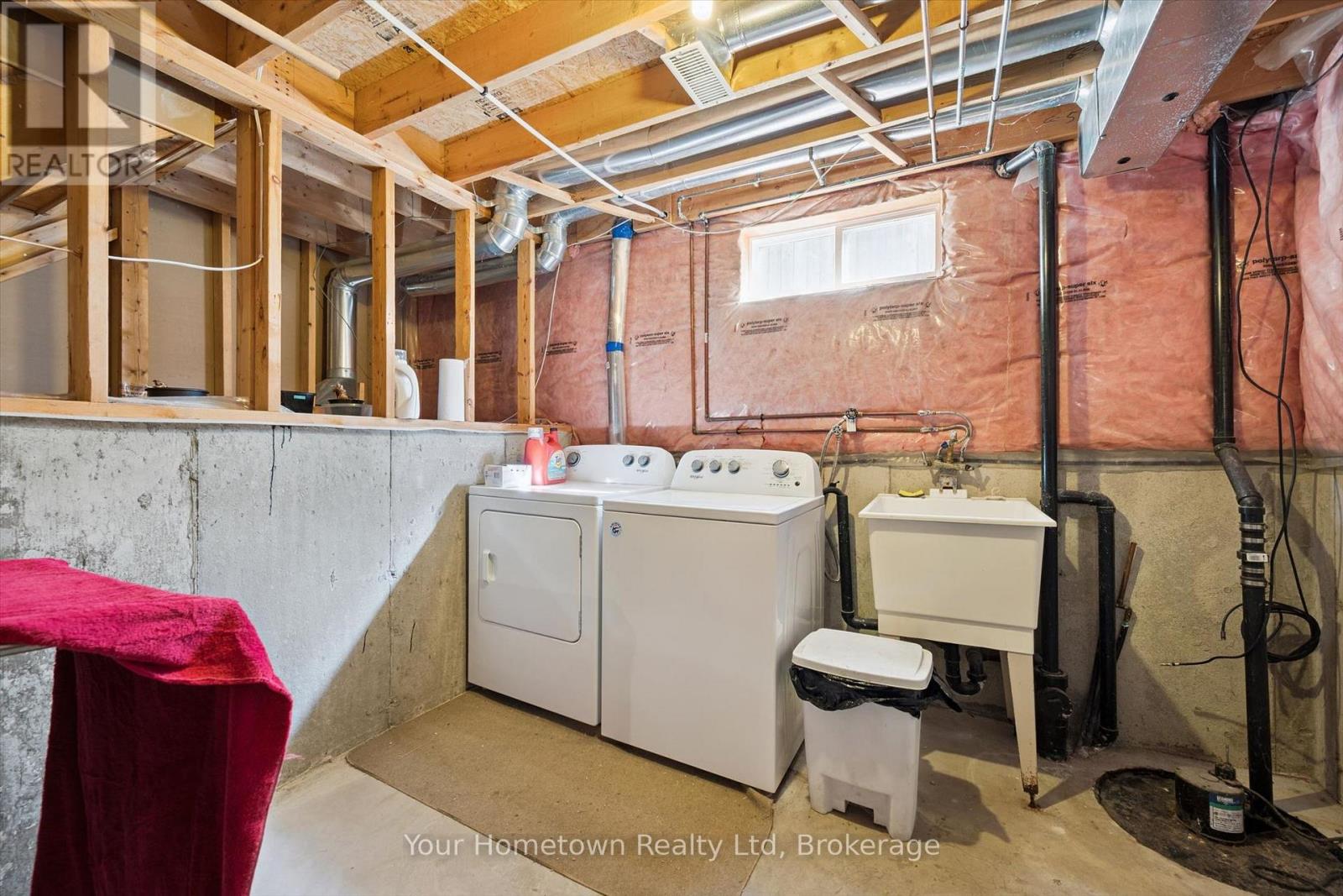 45 PEGLAR CRESCENT - Image 29