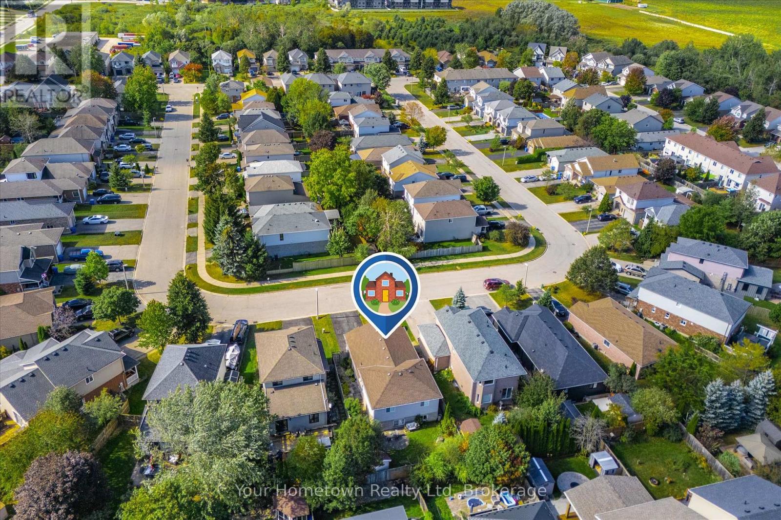 45 PEGLAR CRESCENT - 42