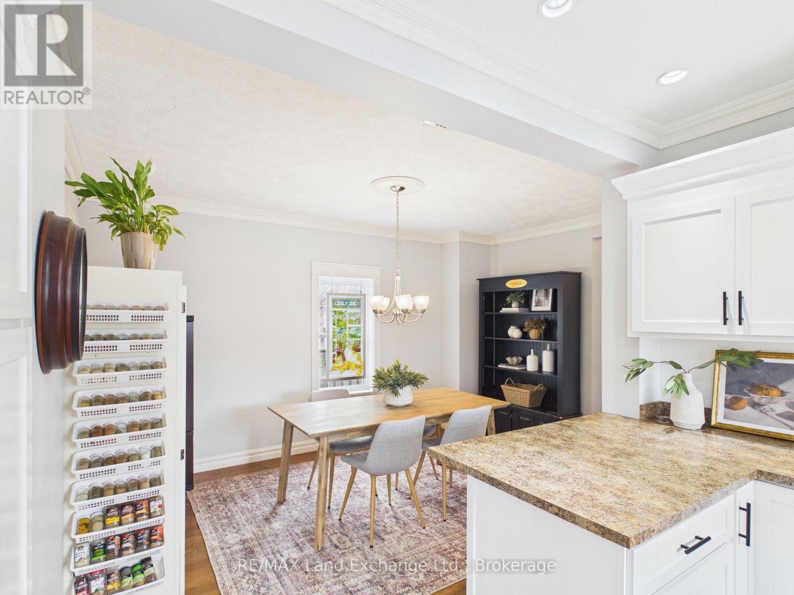 842 OLDE VICTORIA STREET - Image 15