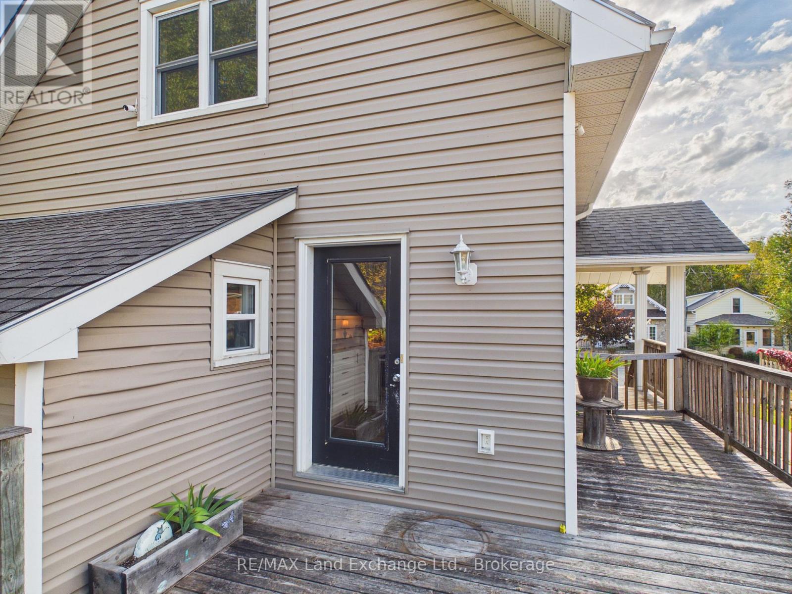 842 OLDE VICTORIA STREET - Image 23