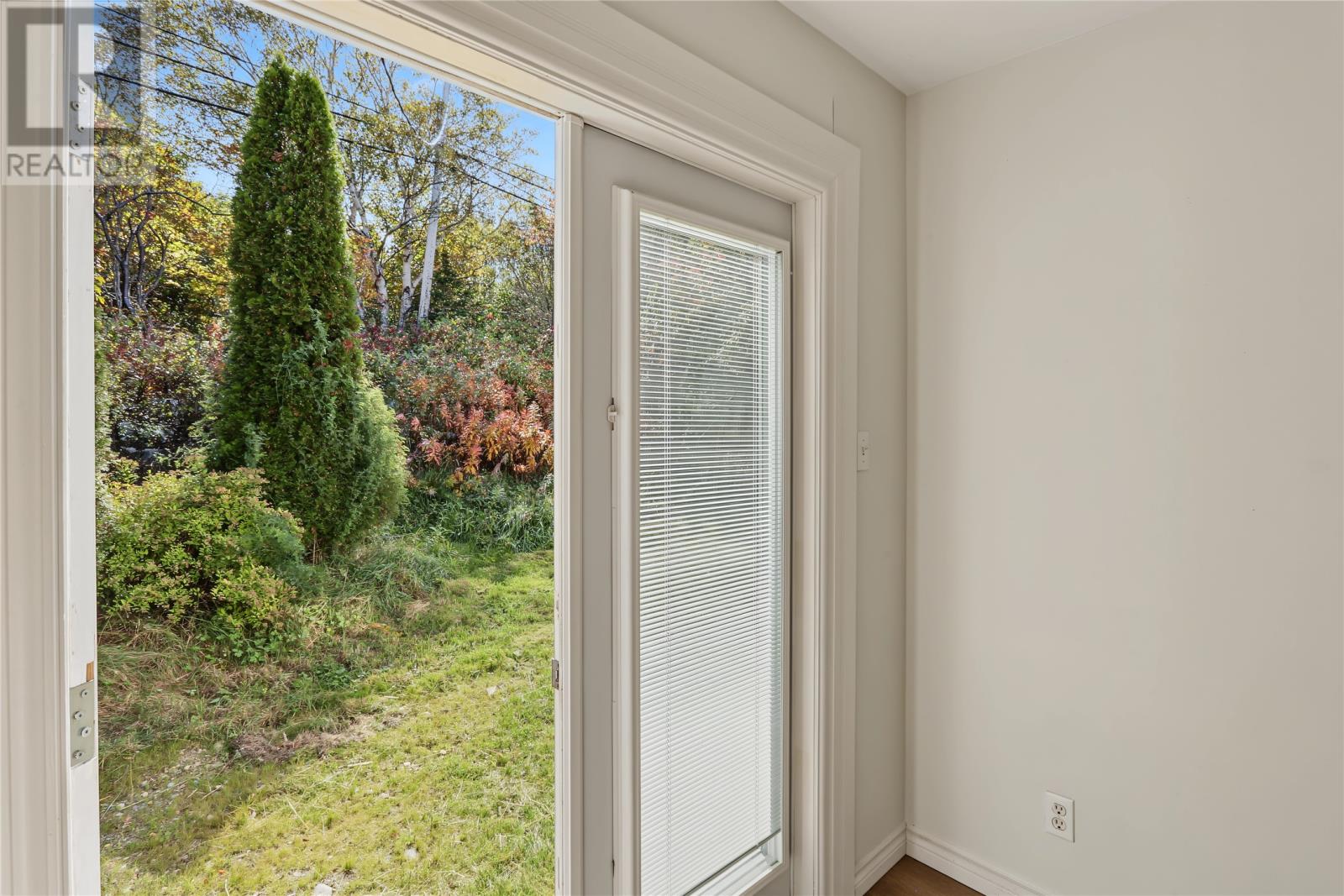 83 Viking Road - 14
