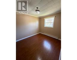256 Balbo Drive thumbnail 17