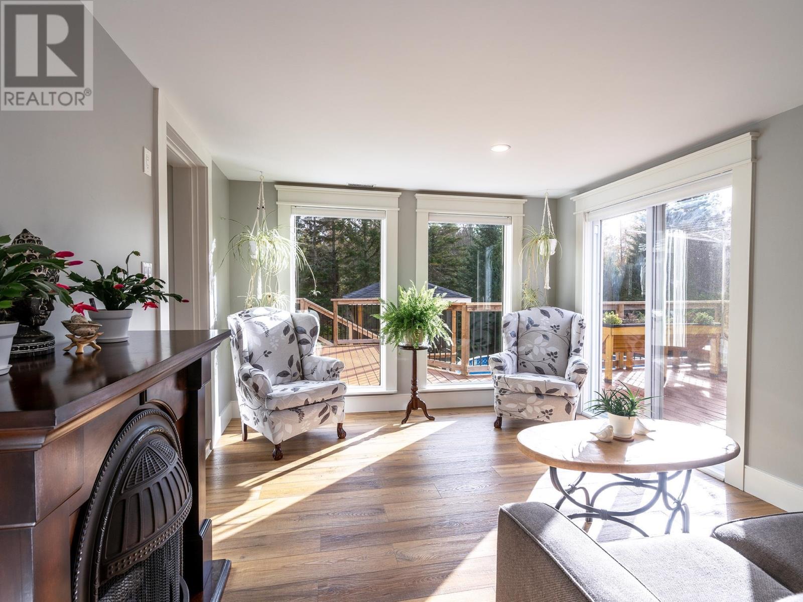 3693 Dixon Road - 10