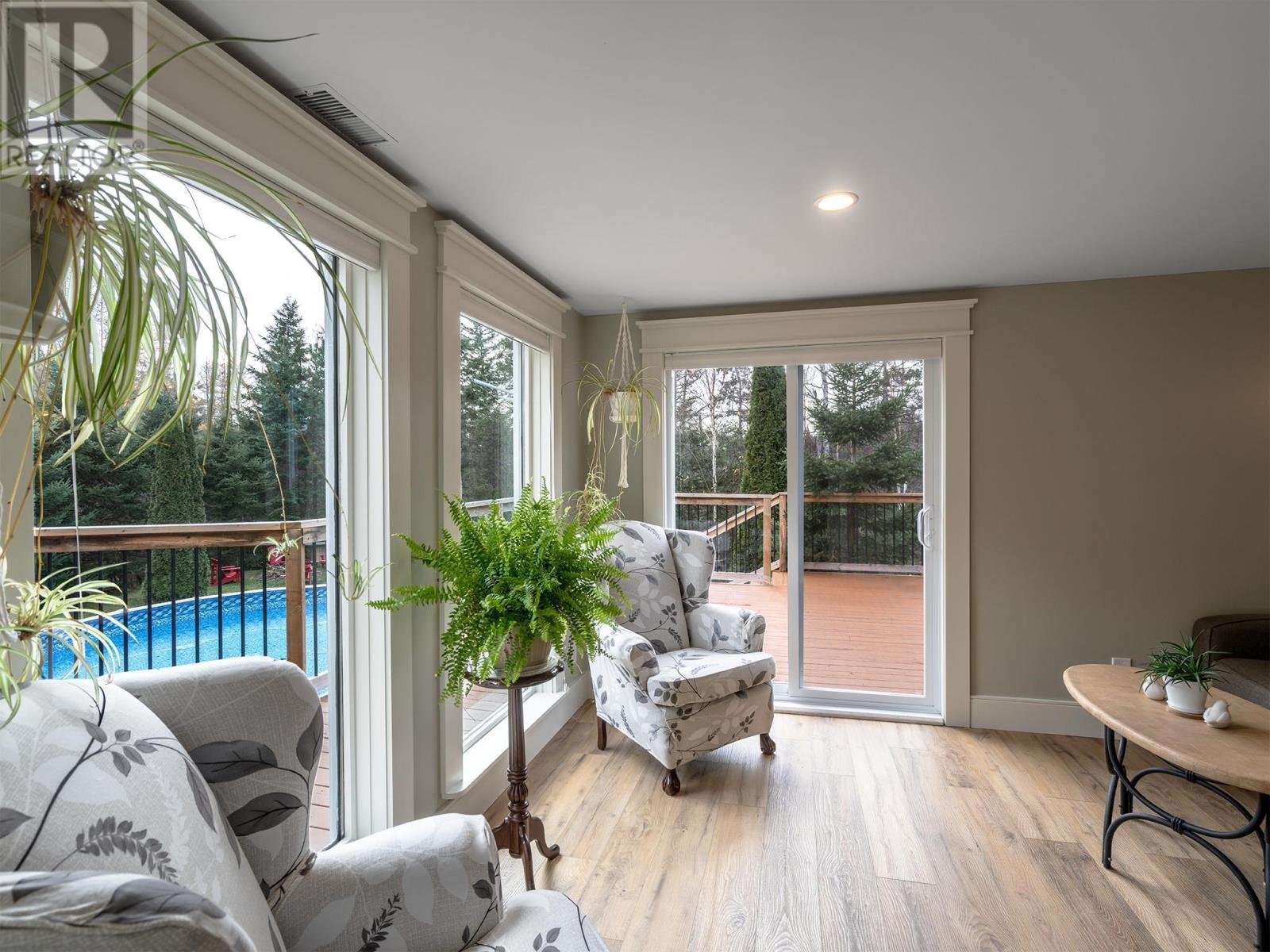 3693 Dixon Road - 11