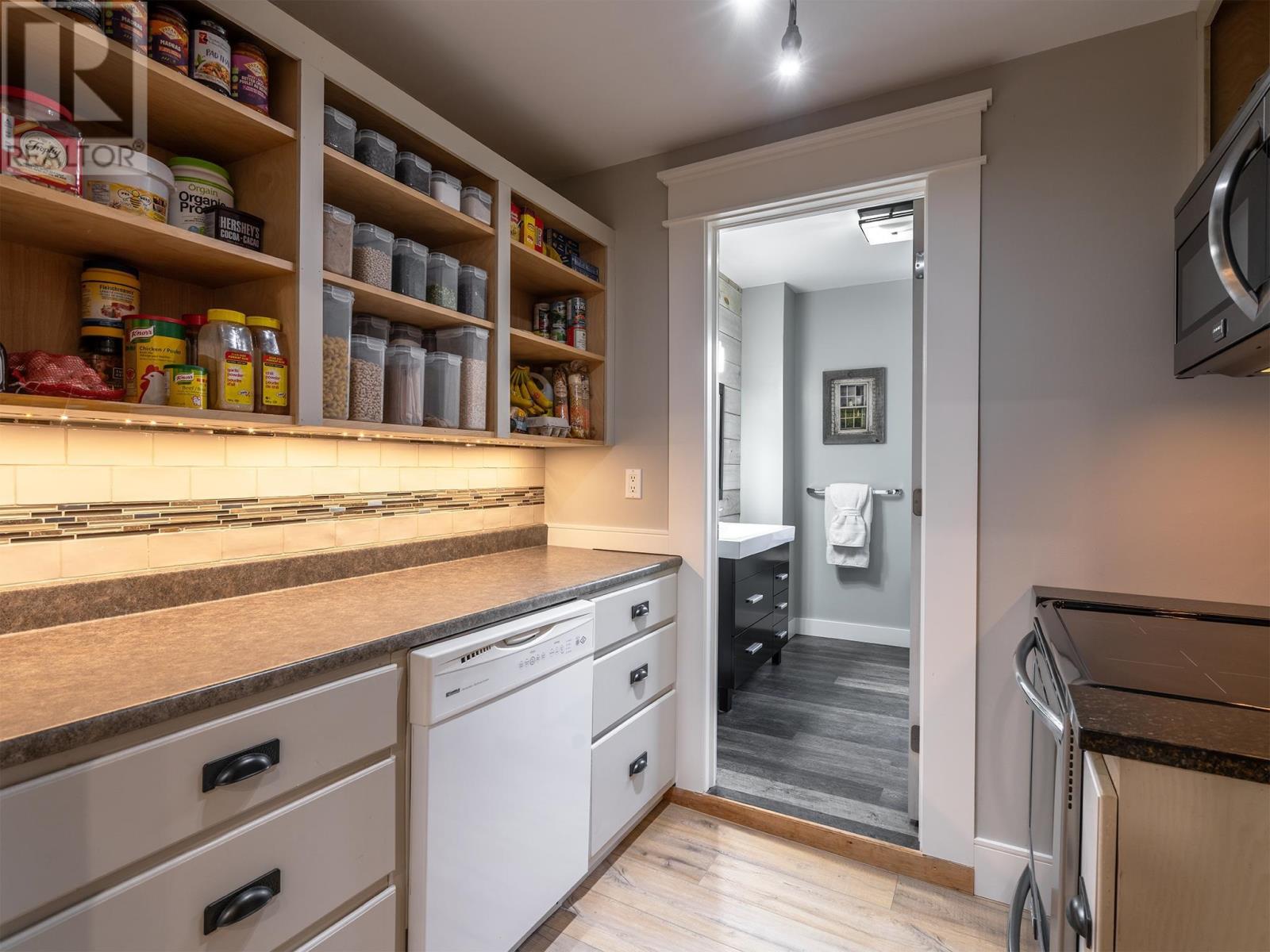 3693 Dixon Road - 15