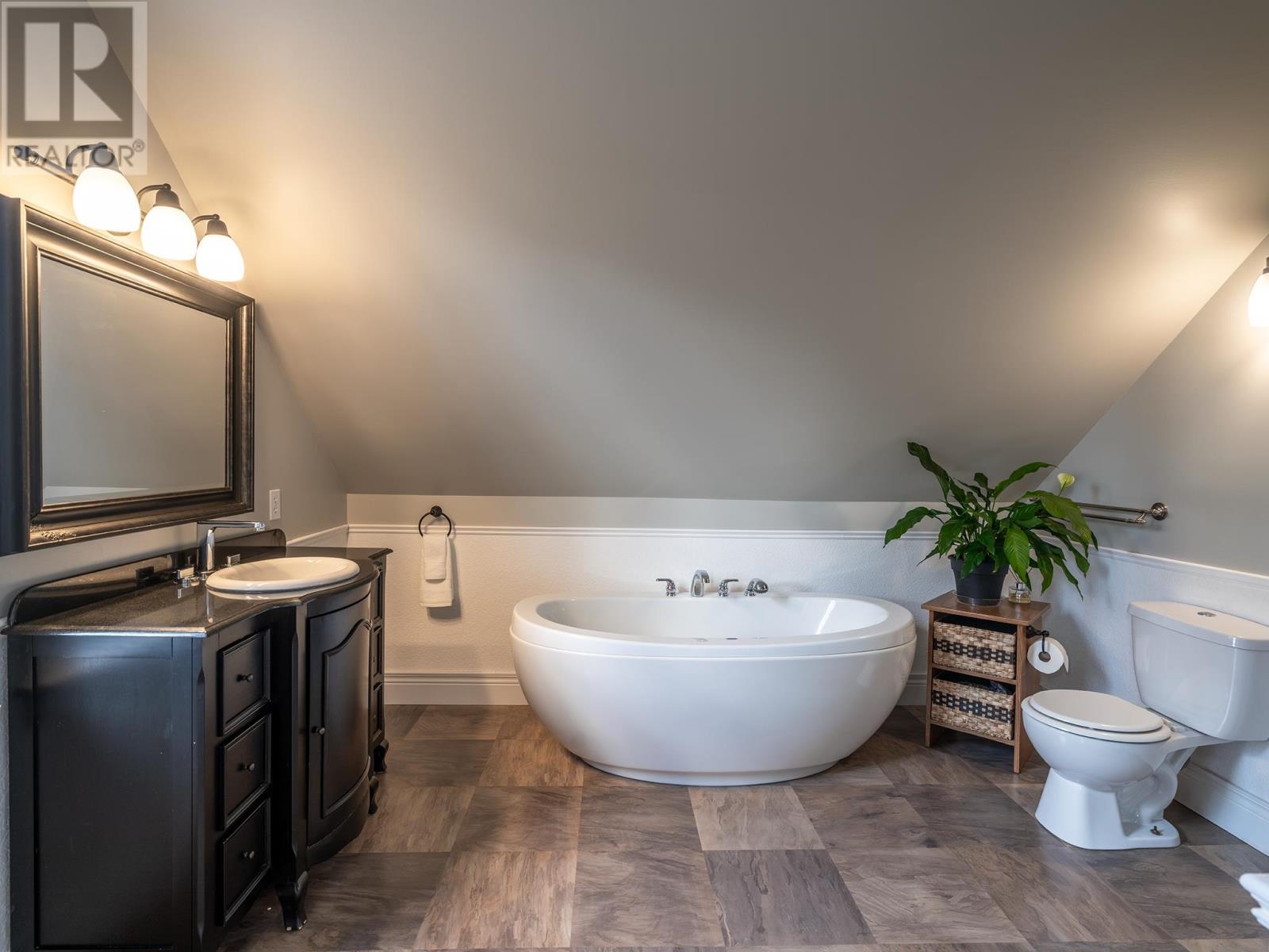 3693 Dixon Road - 23