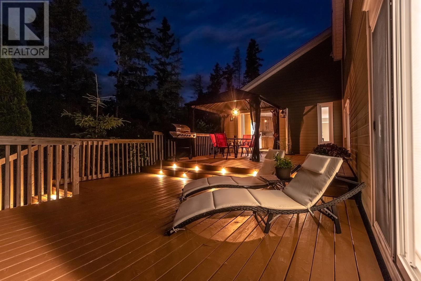3693 Dixon Road - 35