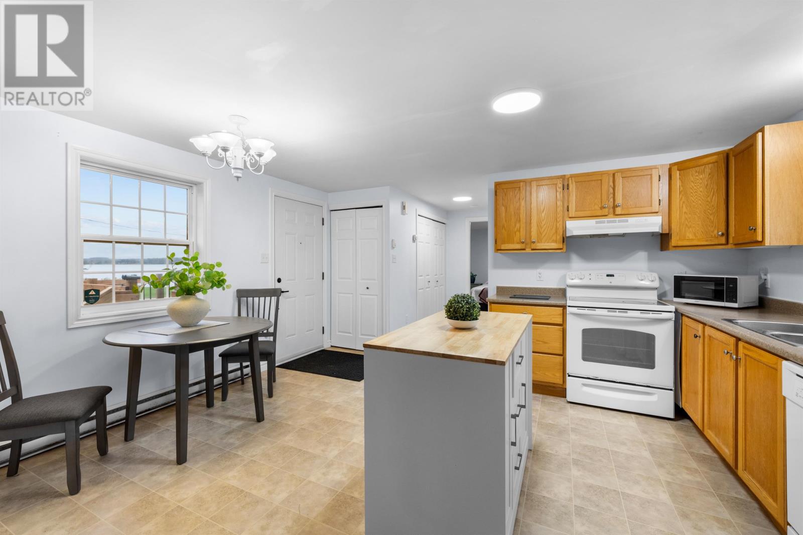 362 Buell Road - 10