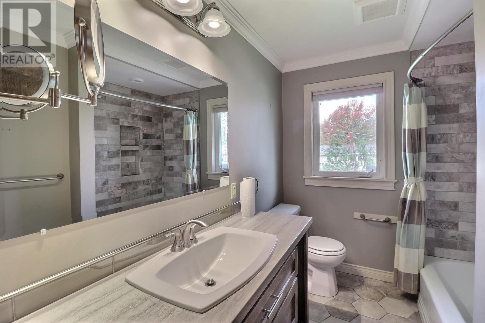 46 Roper Drive - 18