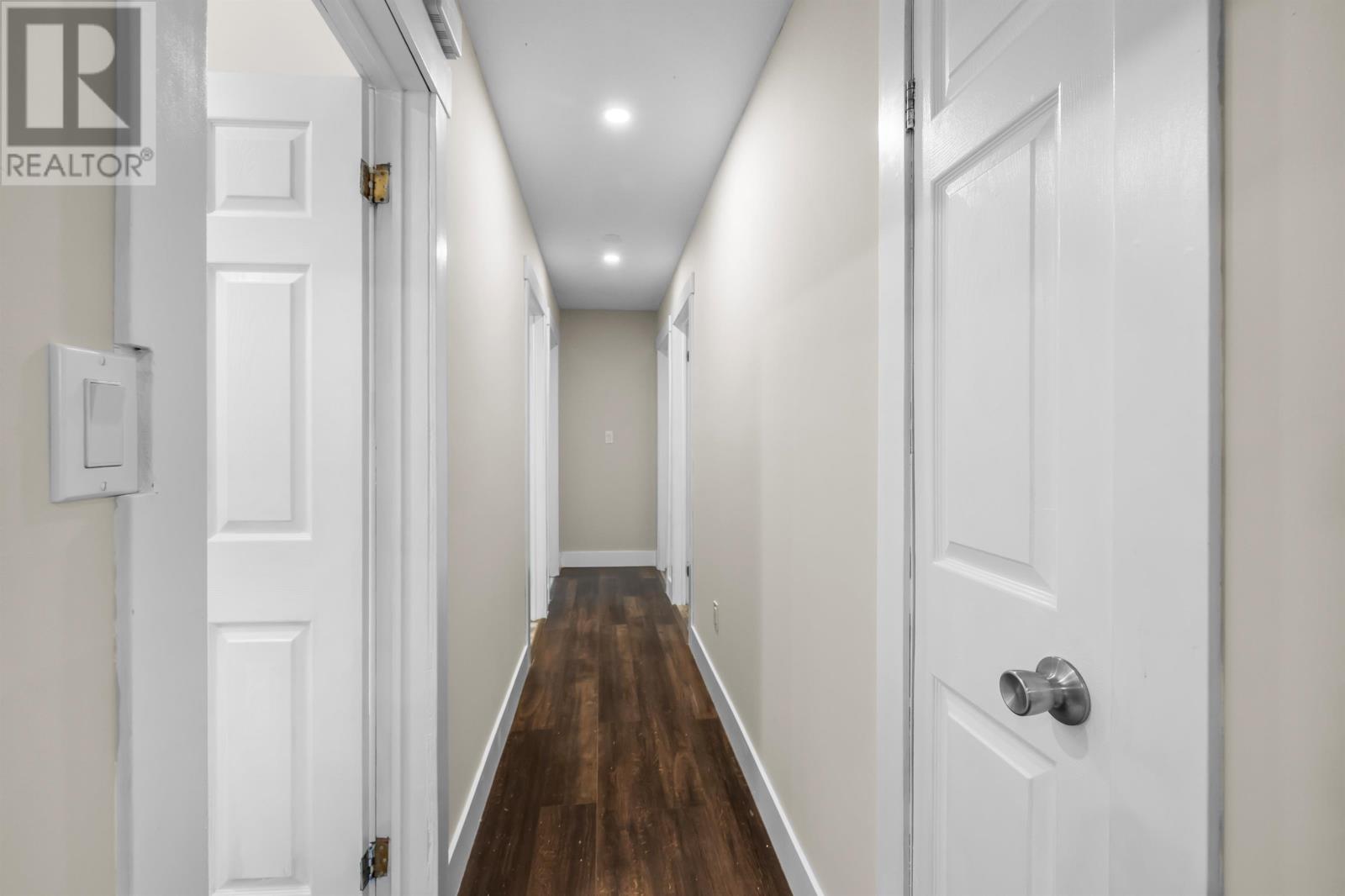 25 Andrews Court - 16