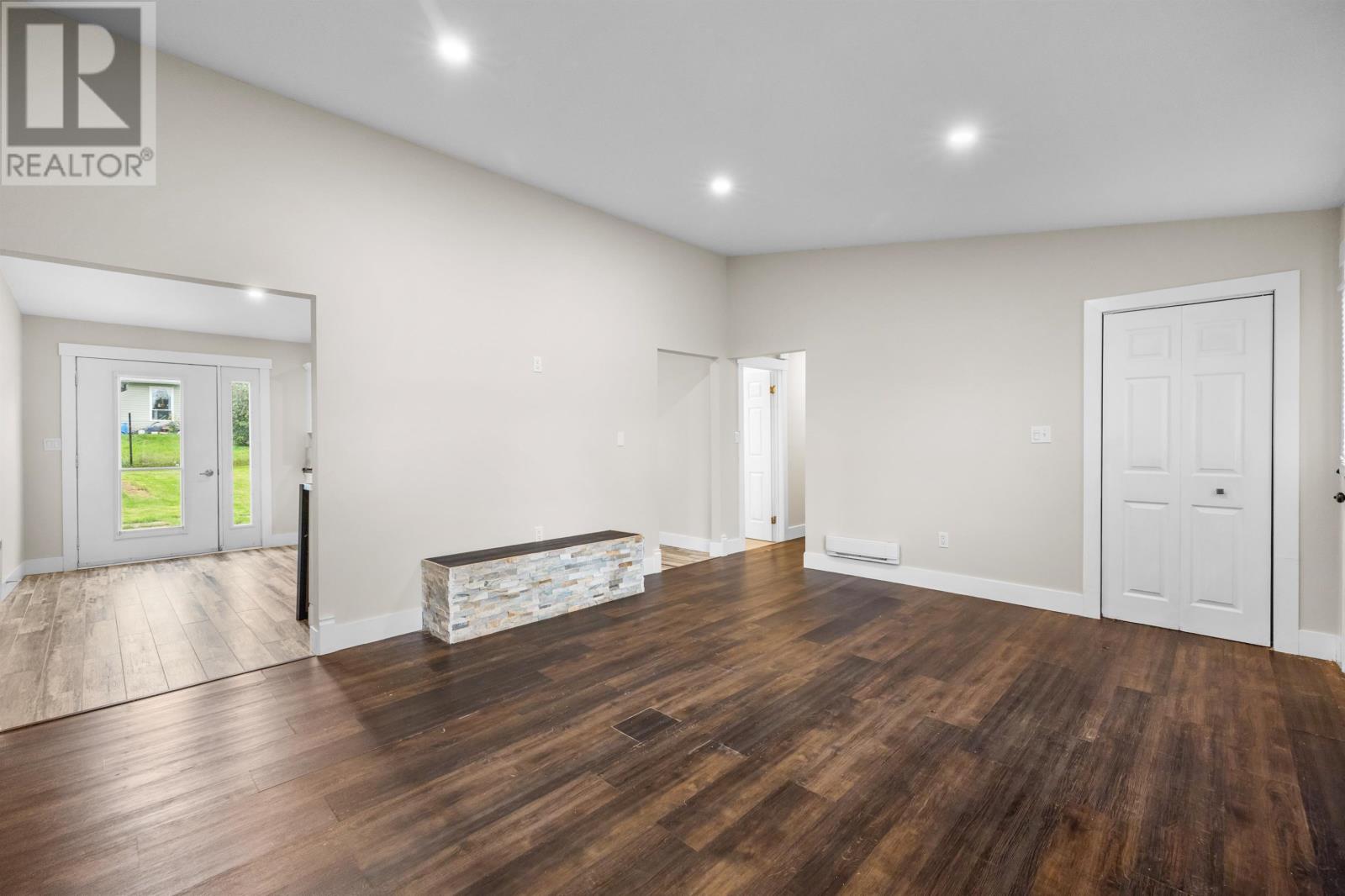 25 Andrews Court - 7