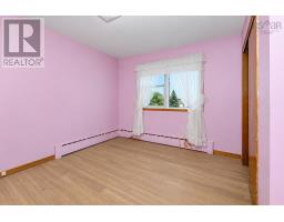 6 Hillier Street, Glace Bay, NS B1A1C1 Photo 21