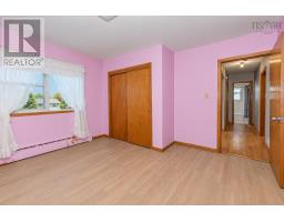 6 Hillier Street, Glace Bay, NS B1A1C1 Photo 22