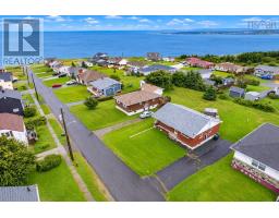 Bedroom - 6 Hillier Street, Glace Bay, NS B1A1C1 Photo 6