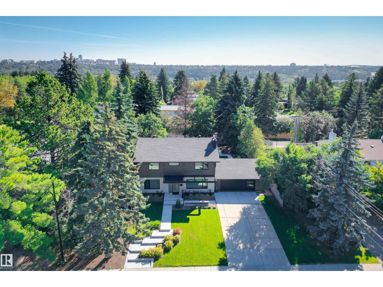 7727 139 ST NW - 1