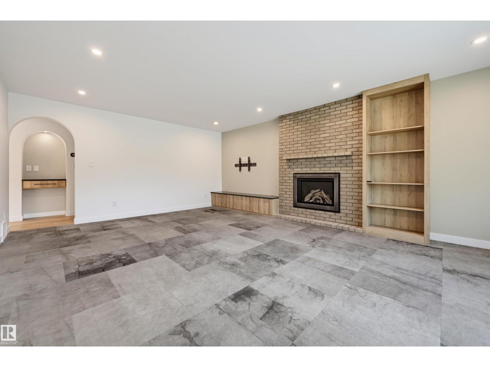 7727 139 Street NW, Laurier Heights — photo 21 of 30: Property photo
