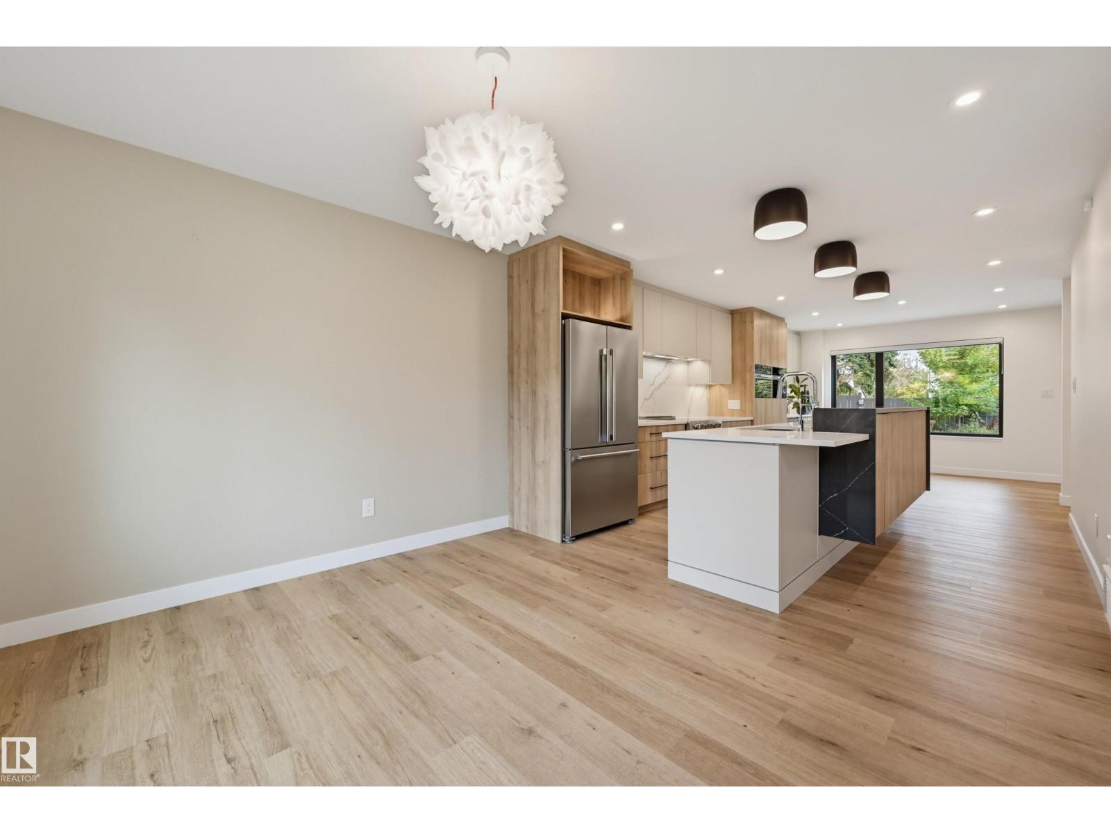 7727 139 Street NW, Laurier Heights — photo 24 of 30: Property photo