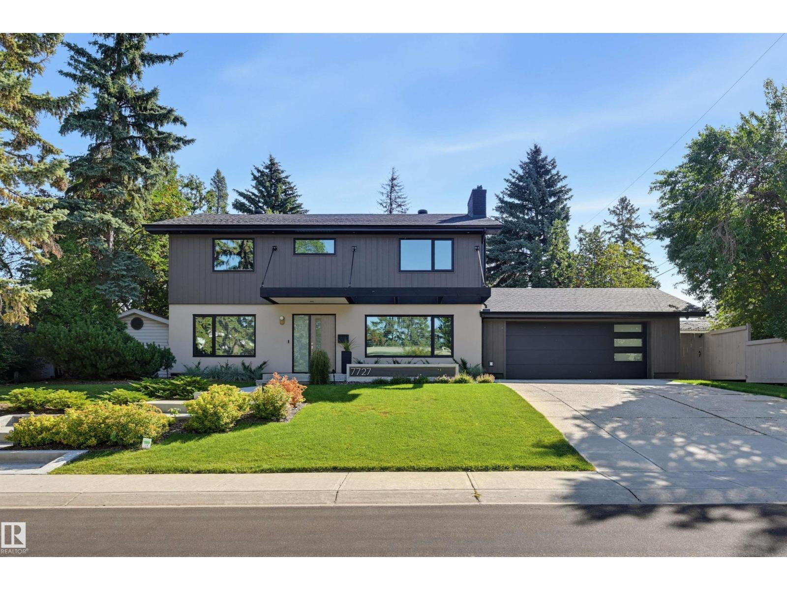 7727 139 ST NW - 4