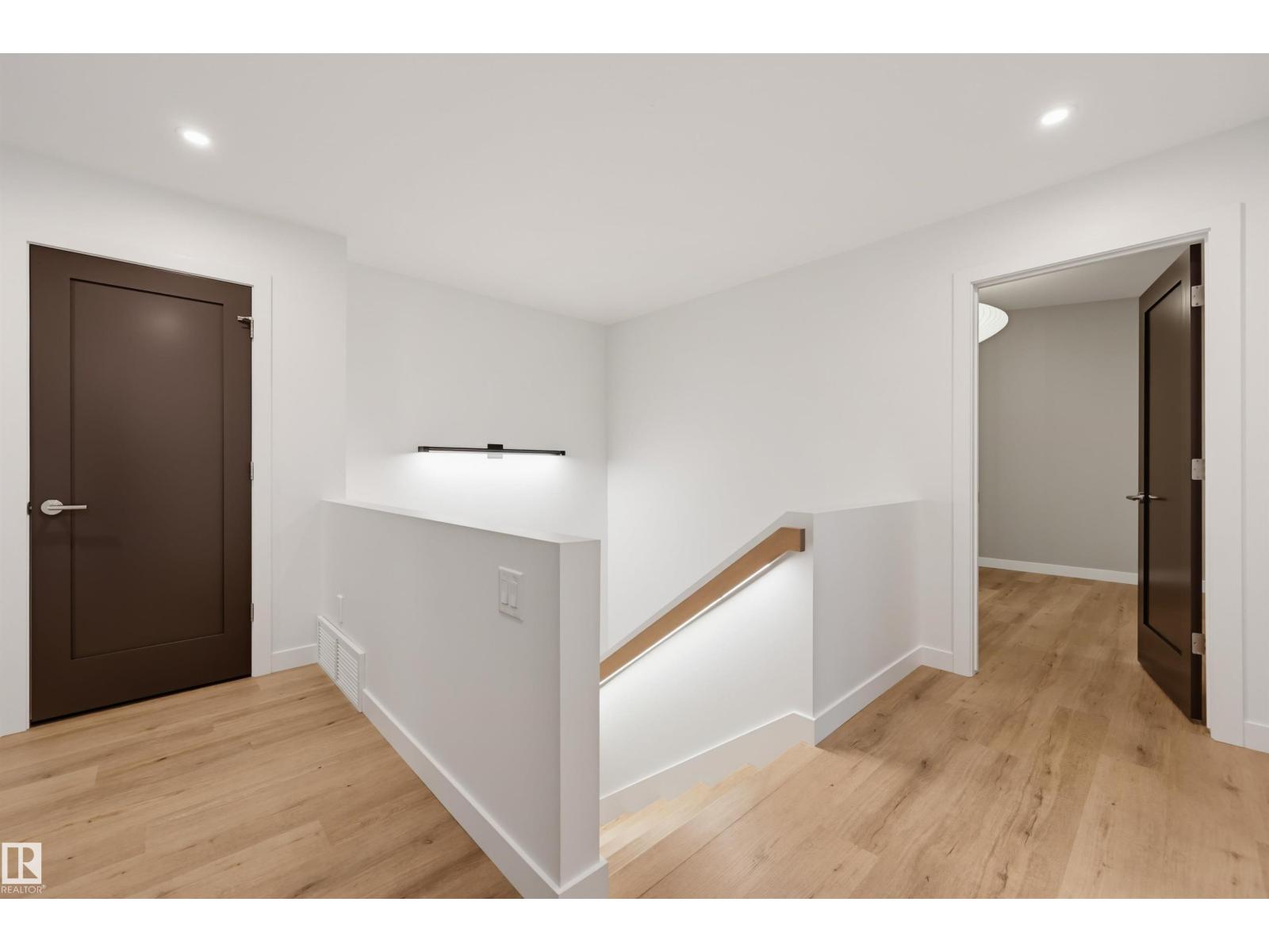 7727 139 ST NW - 43
