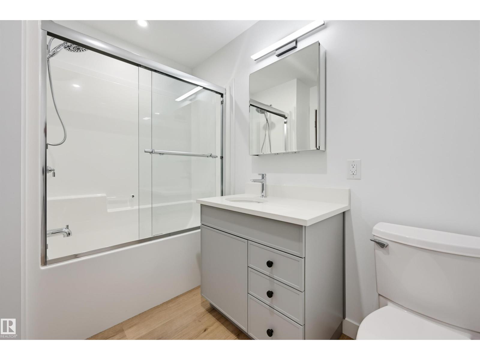 7727 139 ST NW - 55
