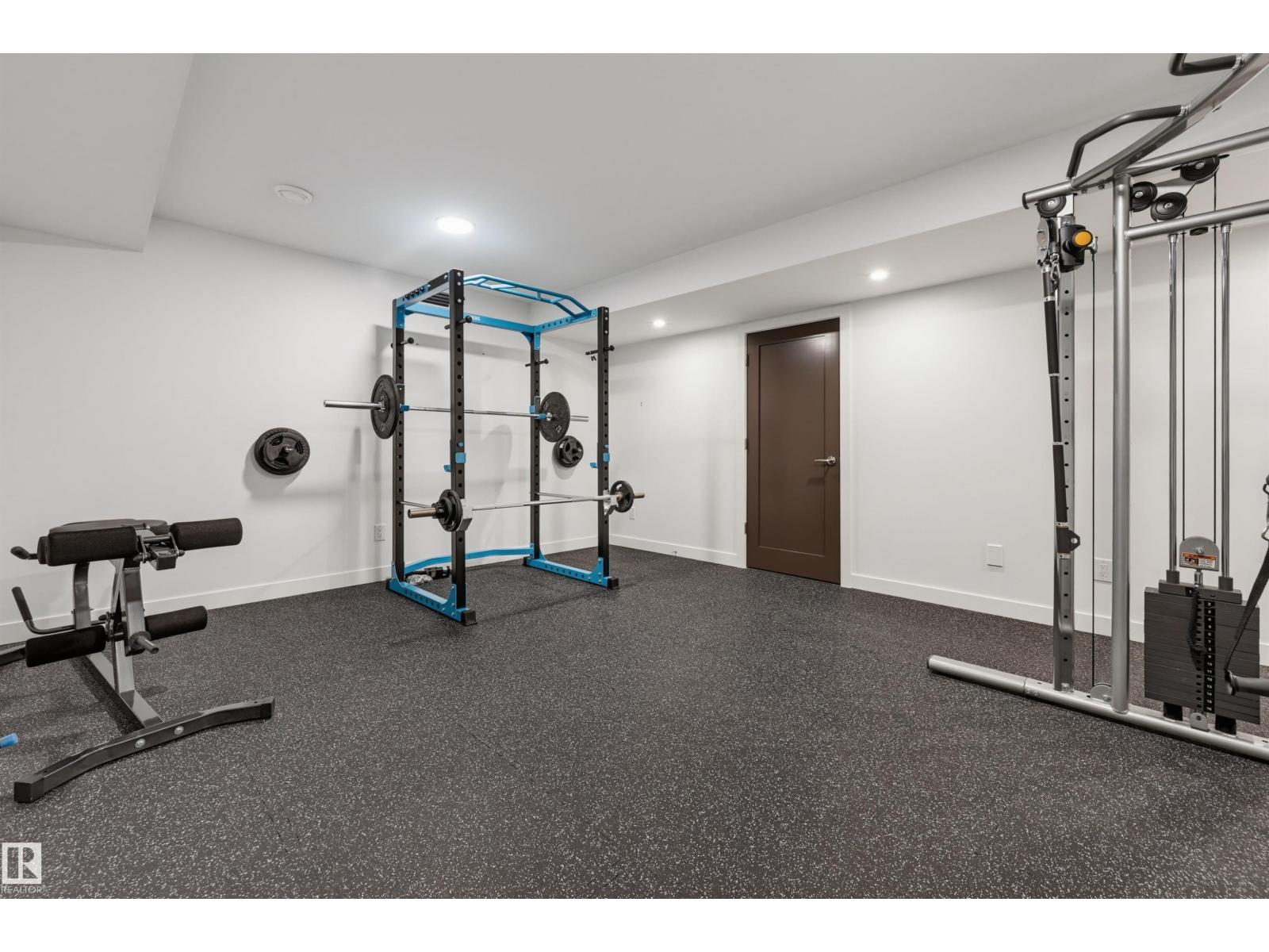 7727 139 ST NW - 62
