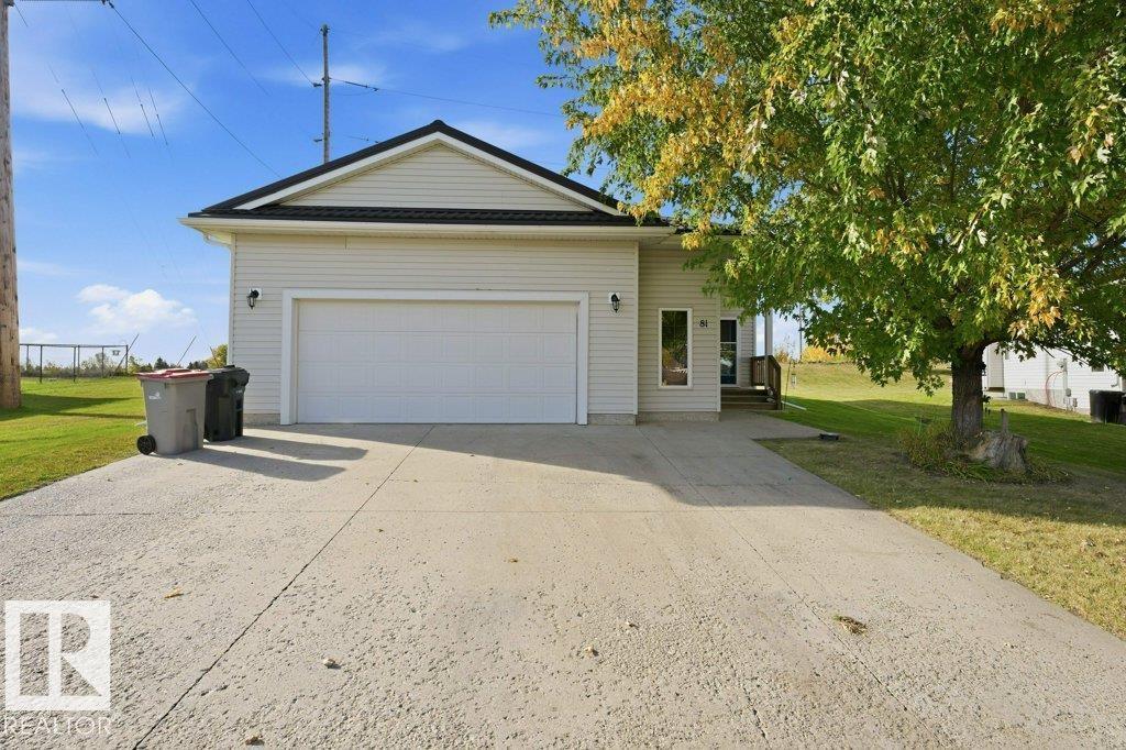 Photo of 81 GRAYRIDGE CR, Stony Plain
