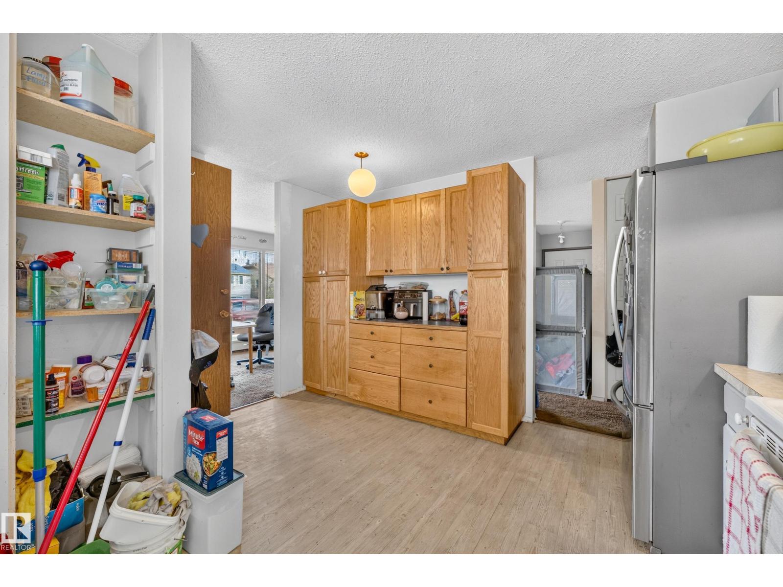 3819 17A Avenue NW, Daly Grove — photo 10 of 30: Property photo