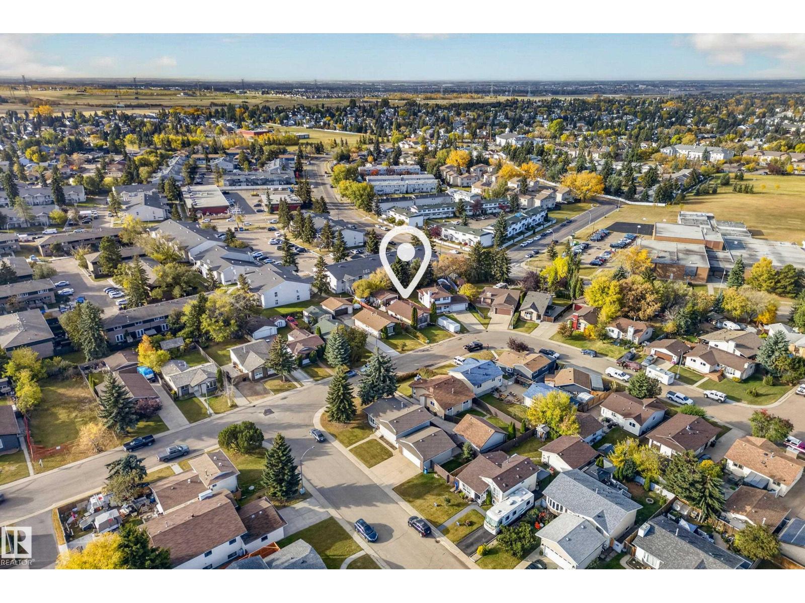 3819 17A AV NW, Edmonton Alberta