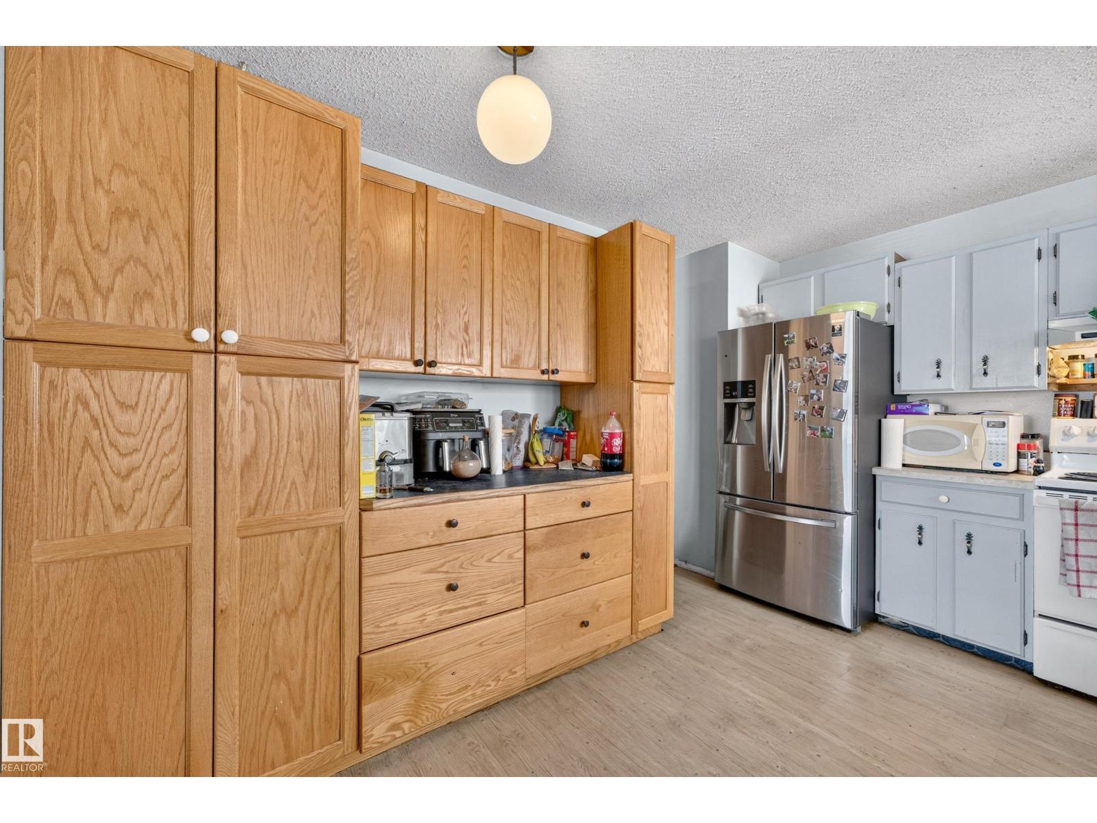 3819 17A Avenue NW, Daly Grove — photo 9 of 30: Property photo