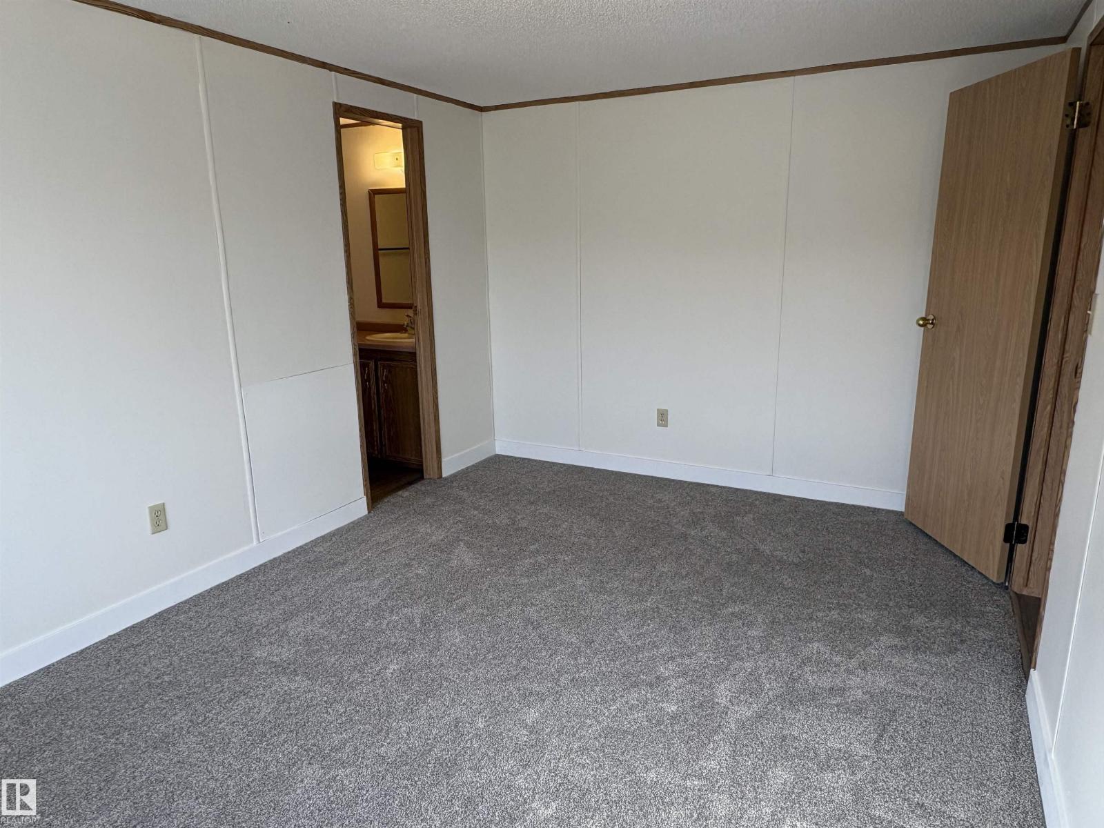 43 50106 Rge Rd 200 - 11