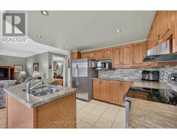 11 Wycliffe Street, Ottawa, ON K2G5L7 Photo 15