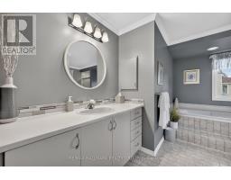 11 Wycliffe Street, Ottawa, ON K2G5L7 Photo 20
