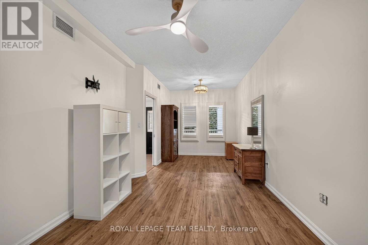 #205 175 WATER STREET W - Image 20