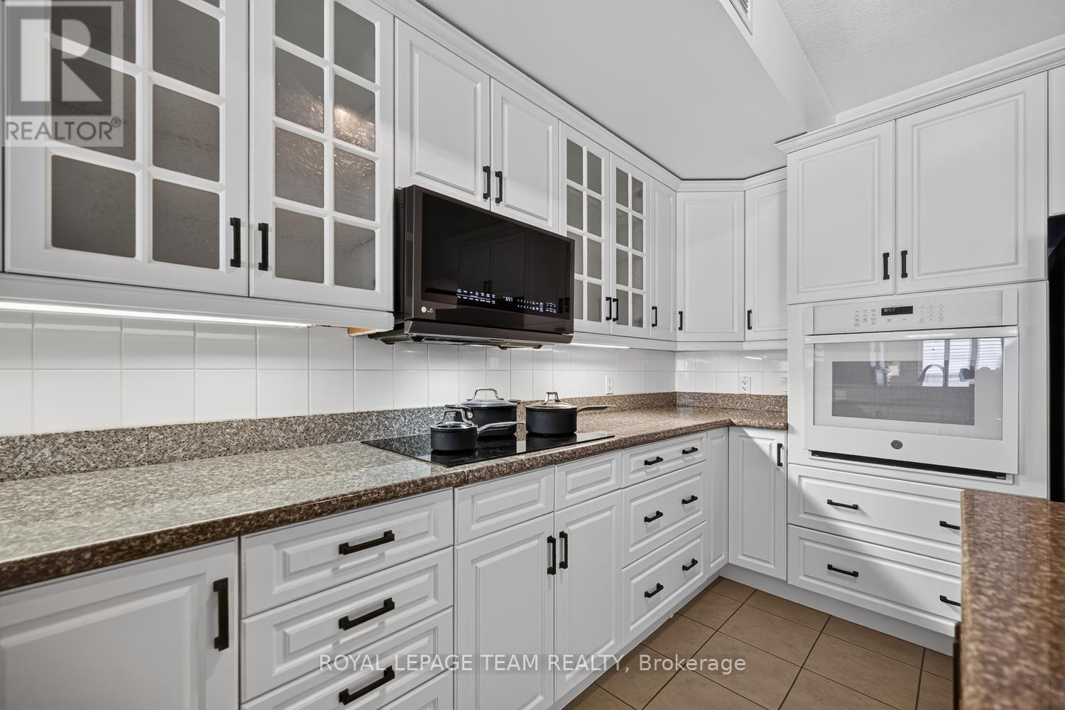 #205 175 WATER STREET W - Image 28