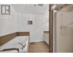 205 - 175 Water Street W, Prescott, ON K0E1T0 Photo 17