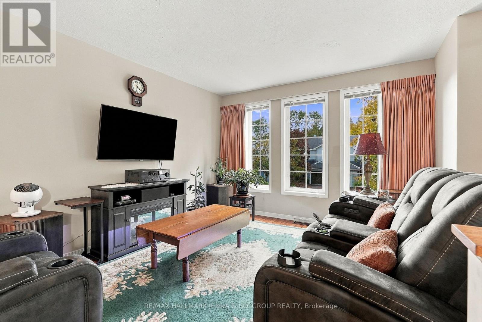64 WHALINGS CIRCLE - Image 13