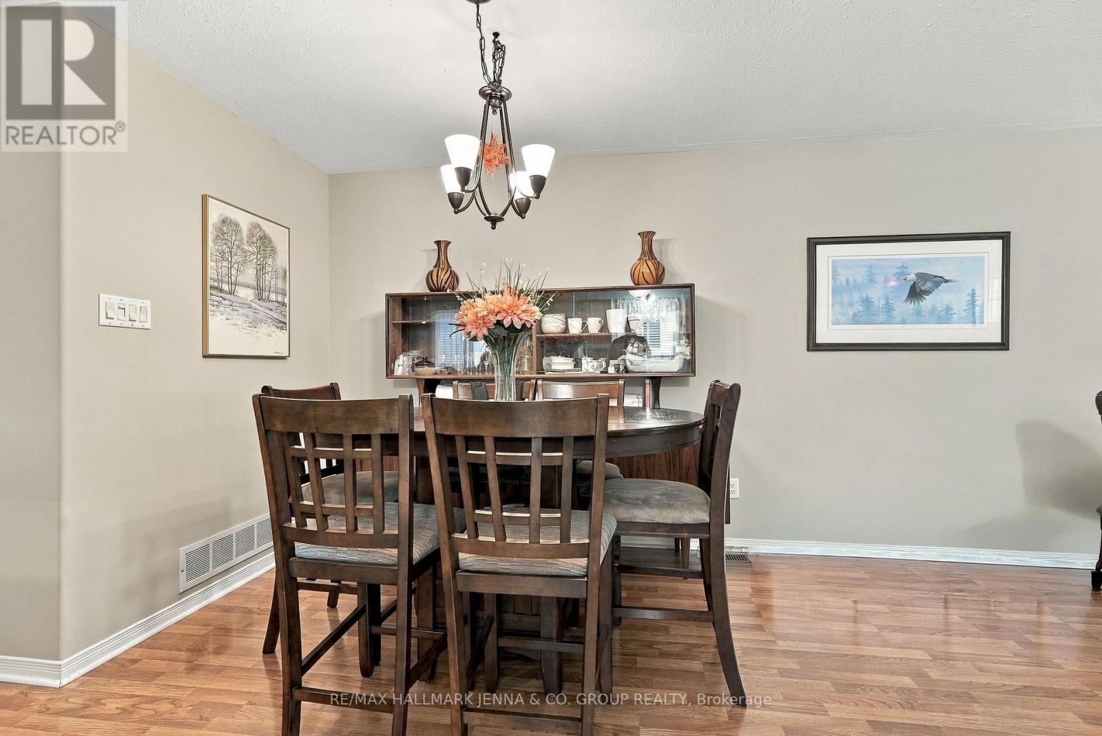 64 WHALINGS CIRCLE - Image 17