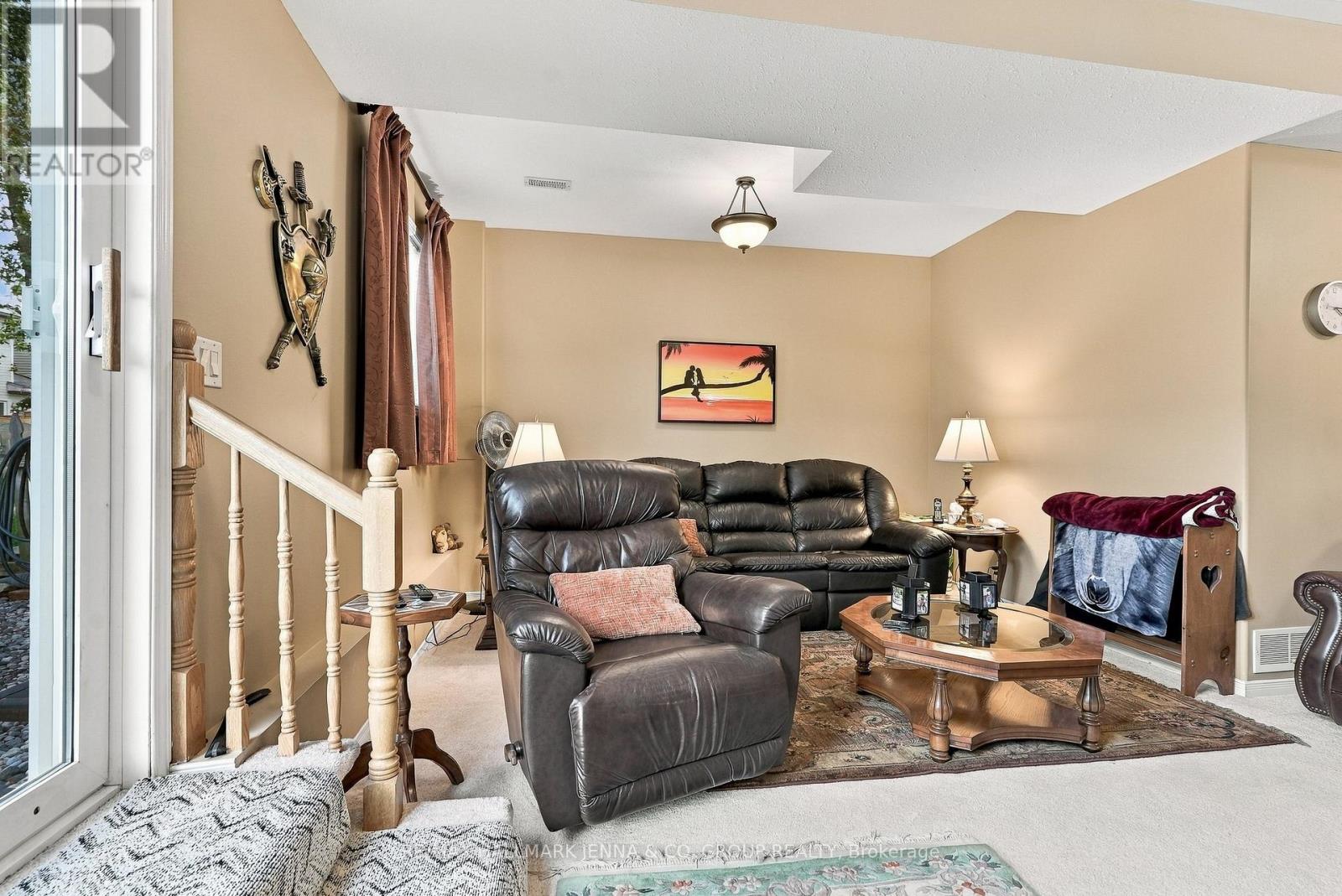 64 WHALINGS CIRCLE - Image 29