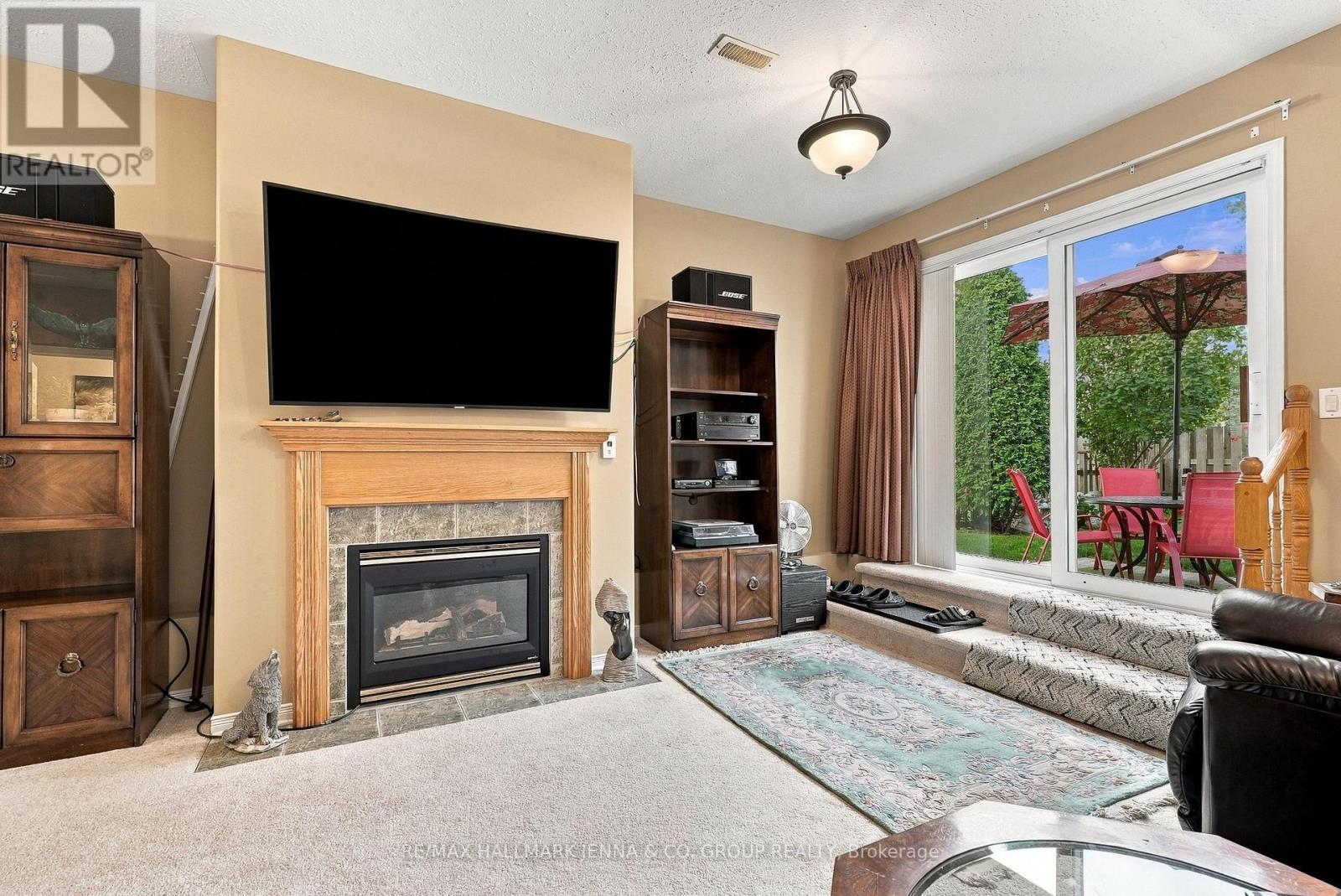 64 WHALINGS CIRCLE - 30