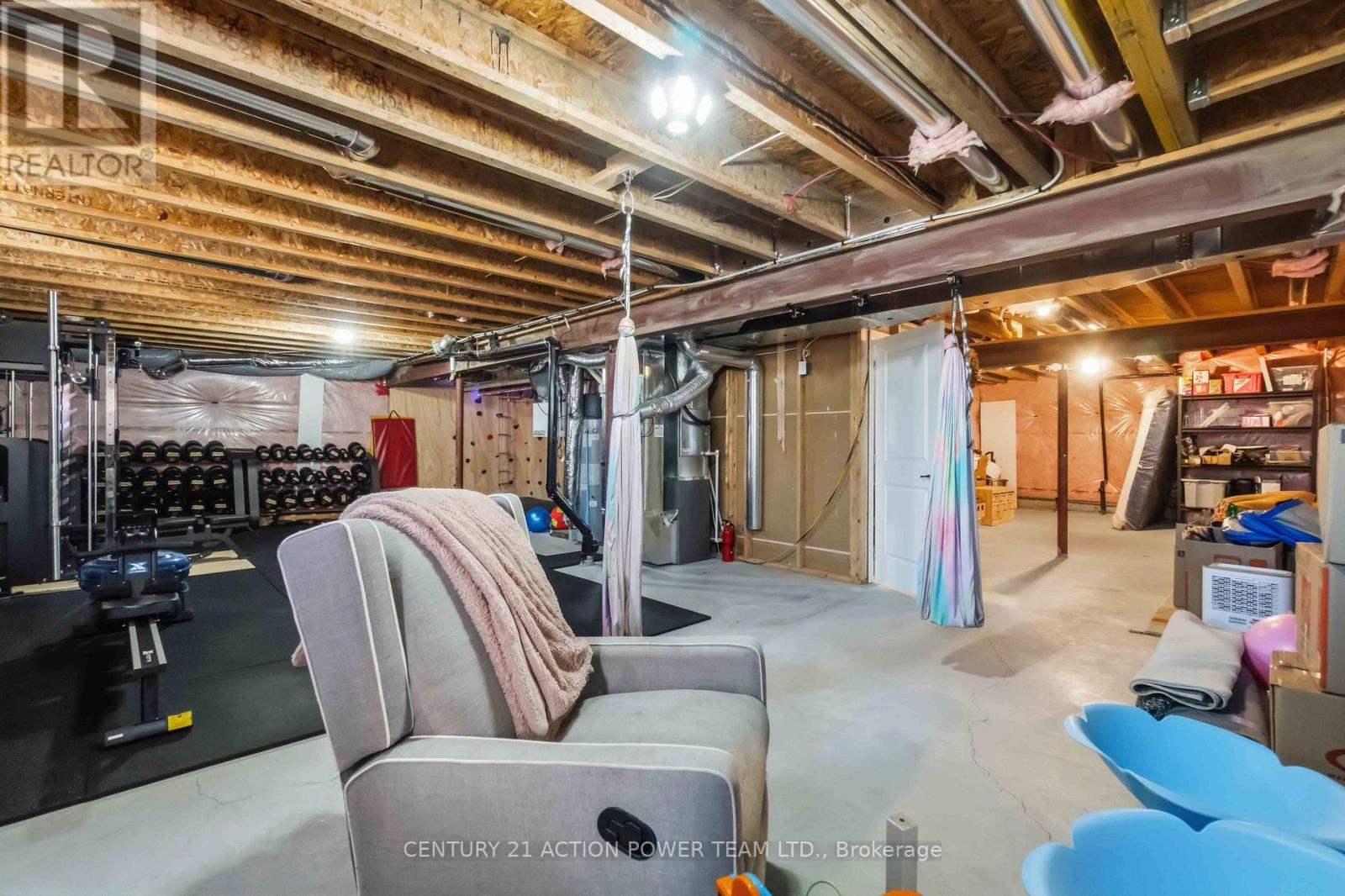 156 BARTONIA CIRCLE - 39