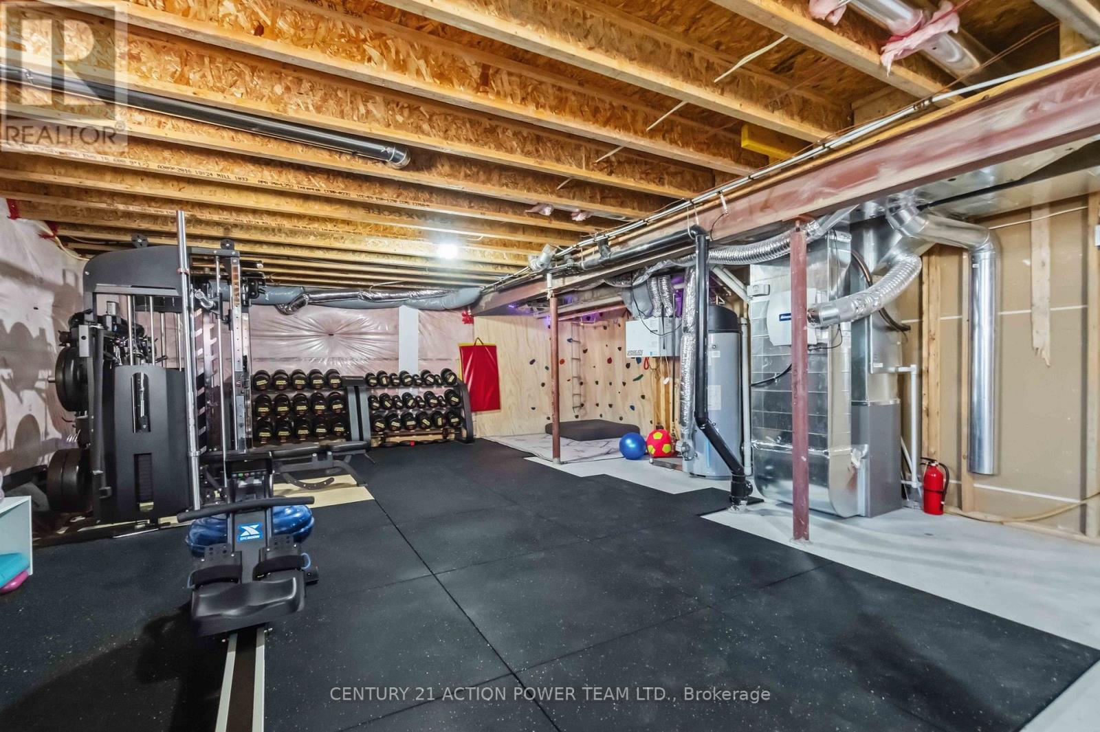 156 BARTONIA CIRCLE - 40