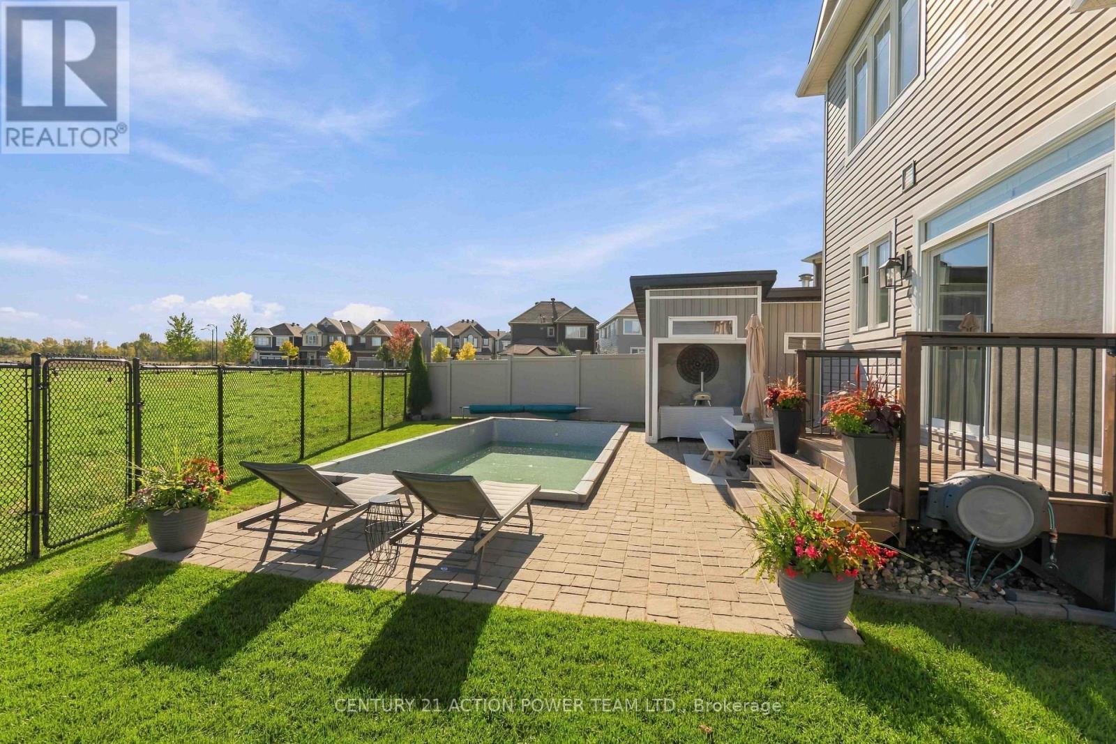 156 BARTONIA CIRCLE - 45