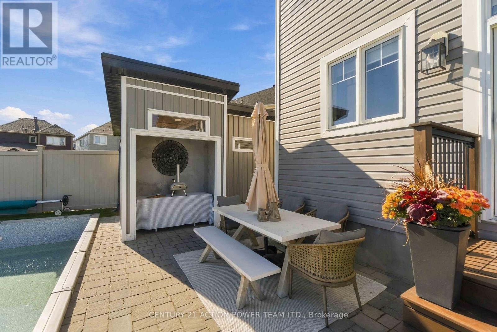 156 BARTONIA CIRCLE - 50