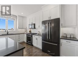 156 Bartonia Circle, Ottawa, ON K4A1E4 Photo 15