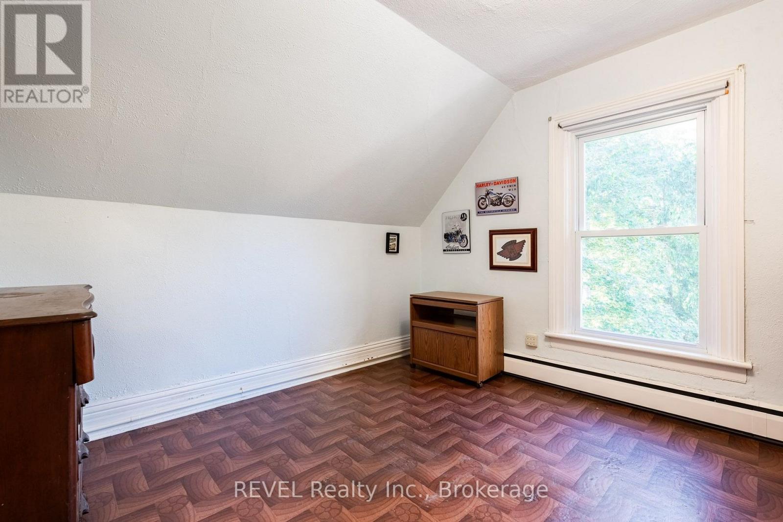 1629 GREGORY ROAD - 14