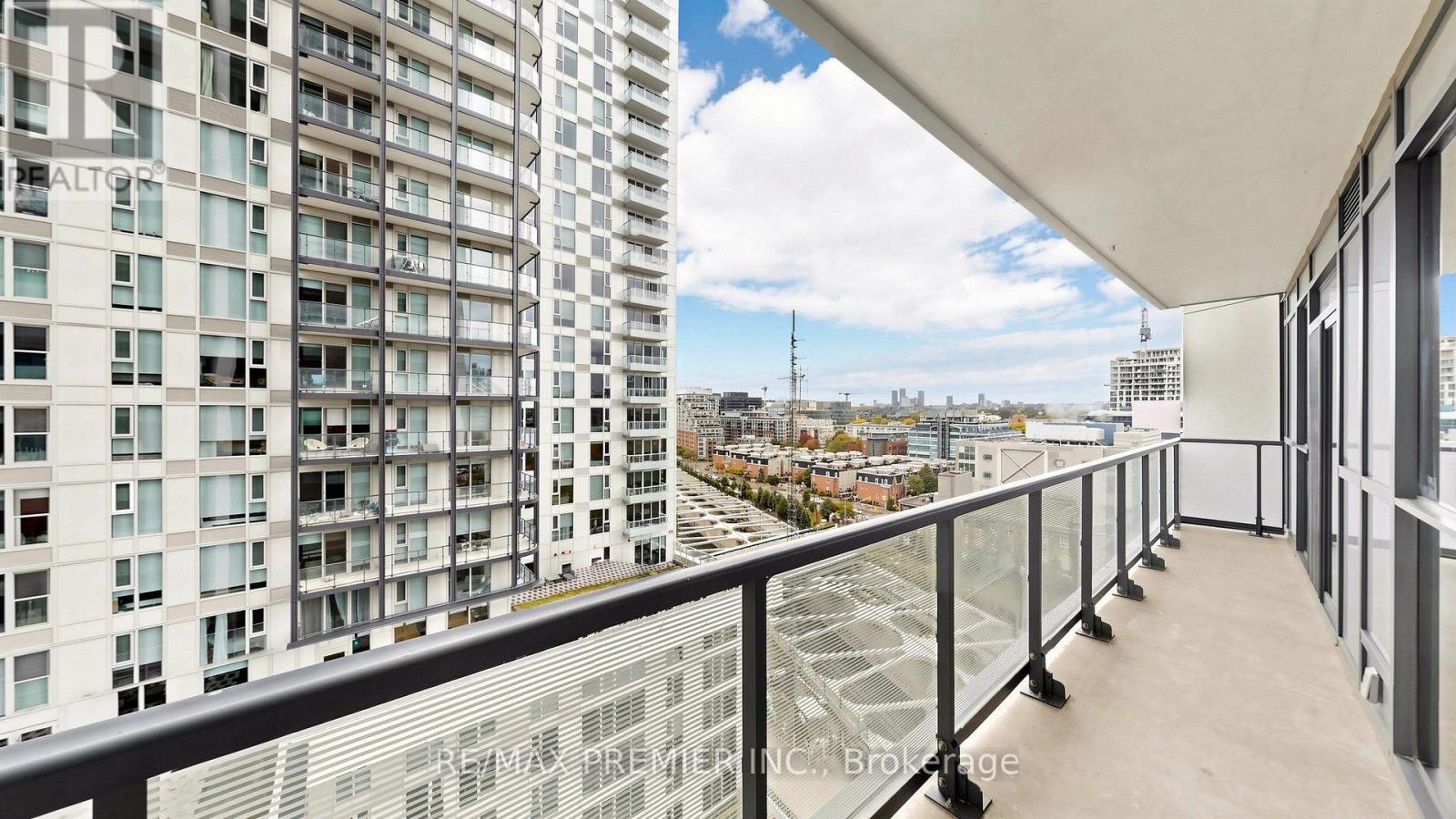 #1105 50 ORDNANCE STREET - Image 35
