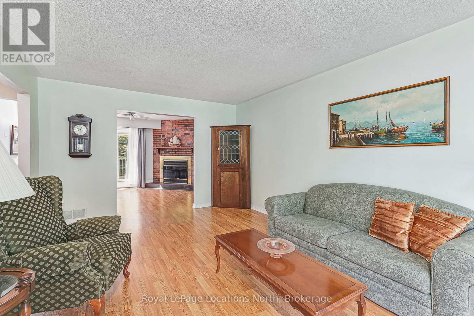 162 CHRISTOPHER AVENUE - Image 15