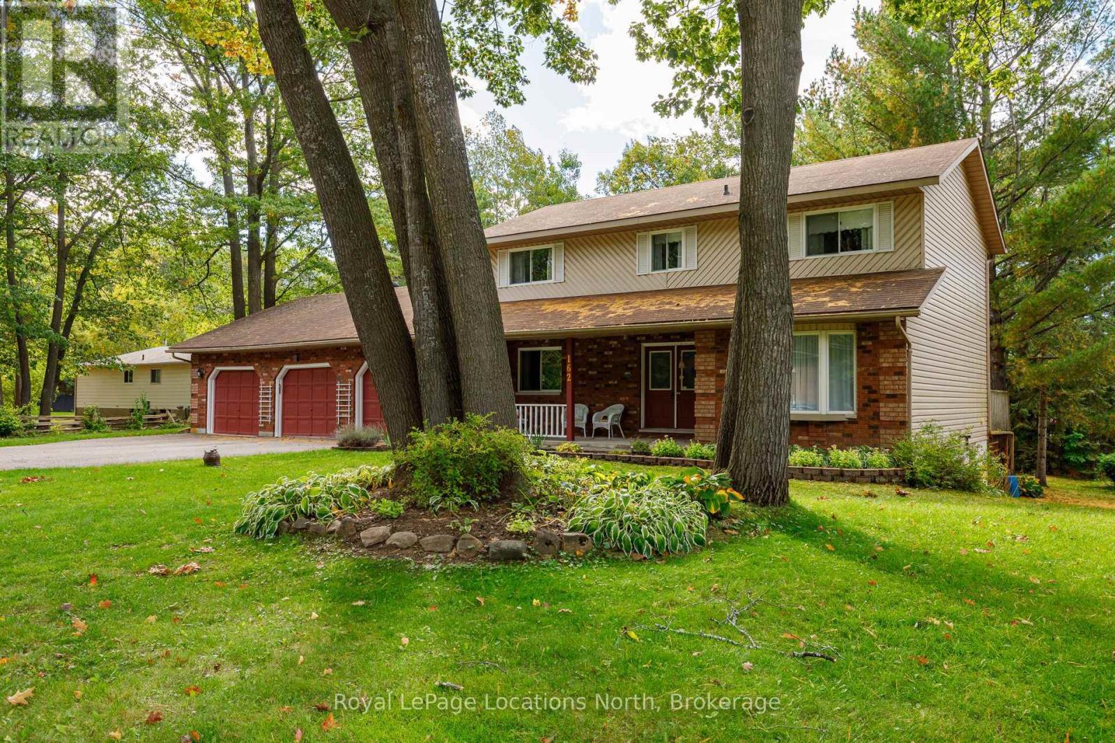 162 CHRISTOPHER AVENUE - 2