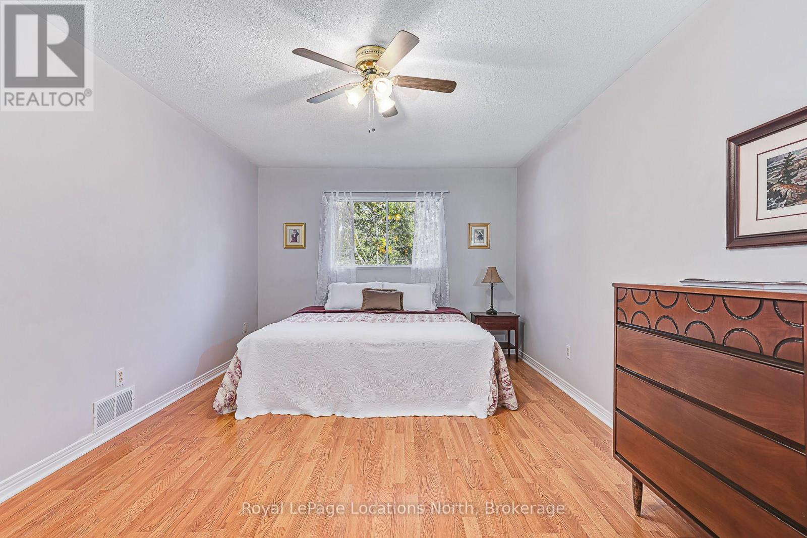 162 CHRISTOPHER AVENUE - 30