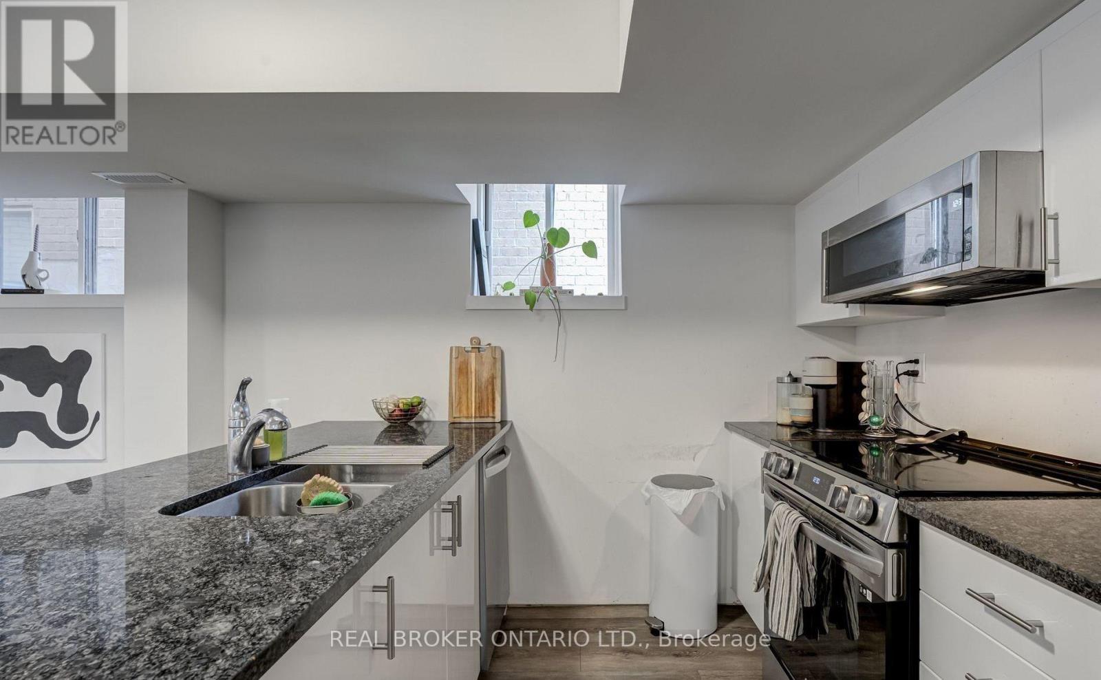 20A- 20A-400 Finch Avenue, Pickering, ON photo 21